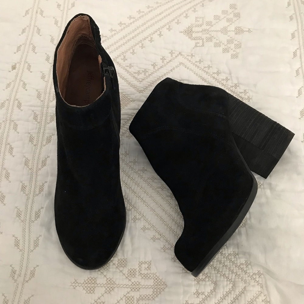 ✨🖤Jeffrey Campbell Platform Booties🖤✨